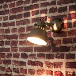 Maisons Du Monde Appliques Murales Et Spots Applique Indus En Métal Effet Vieilli -Éclairage Soldes 2024 applique indus en metal effet vieilli 1000 9 36 119961 2