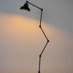 Drawer Lampadaires Lampadaire En Métal H158cm Noir -Éclairage Soldes 2024 lampadaire en metal h158cm noir 1