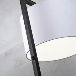 It's About Romi Lampadaires Lampadaire Noir Et Abat-jour Blanc H160cm 12 It's About Romi Lampadaires Lampadaire Noir Et Abat-jour Blanc H160cm -Éclairage Soldes 2024 lampadaire noir et abat jour blanc h160cm 4