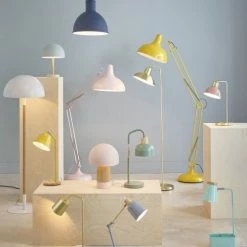 Maisons Du Monde Lampadaires Enfant Lampadaire Orientable En Métal Jaune -Éclairage Soldes 2024 lampadaire orientable en metal jaune 1000 10 8 134939 18
