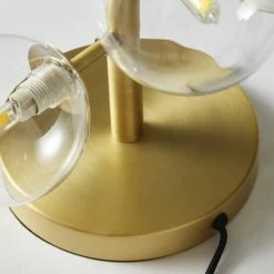Maisons Du Monde Lampes à Poser Lampe 6 Globes En Verre Et Métal Doré -Éclairage Soldes 2024 lampe 6 globes en verre et metal dore 1000 0 25 190757 7