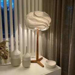 Now’s Home Lampes à Poser Lampe à Poser En Zipper Ivoire Pied En Teck H94 -Éclairage Soldes 2024 lampe a poser en zipper ivoire pied en teck h94 1