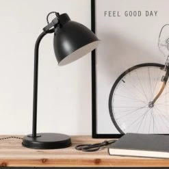 Maisons Du Monde Lampes à Poser Lampe De Bureau En Métal Noir -Éclairage Soldes 2024 lampe de bureau en metal noir 1000 1 40 224146 3