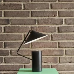 Hubsch Lampes à Poser Lampe De Table En Métal Noir -Éclairage Soldes 2024 lampe de table en metal noir 14