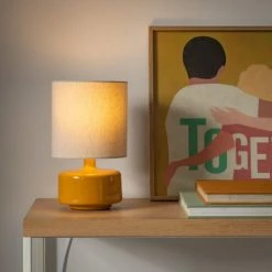 Maisons Du Monde Lampes à Poser Lampe En Céramique Jaune Et Abat-jour En Coton écru -Éclairage Soldes 2024 lampe en ceramique jaune et abat jour en coton ecru 1000 14 1 225009 3