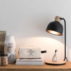 Maisons Du Monde Lampes à Poser Lampe En Métal Noir Et Manguier -Éclairage Soldes 2024 lampe en metal noir et manguier 1000 1 3 195450 2