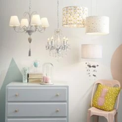 Maisons Du Monde Suspensions Enfant Lustre En Métal Blanc Effet Vieilli Et Pompon Cœur -Éclairage Soldes 2024 lustre en metal blanc effet vieilli et pompon coeur 1000 10 5 150885 4