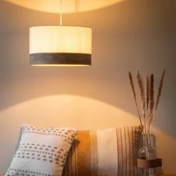 Maisons Du Monde Suspensions Suspension Tambour En Coton Beige Et Chêne -Éclairage Soldes 2024 suspension tambour en coton beige et chene 1000 12 9 204148 2